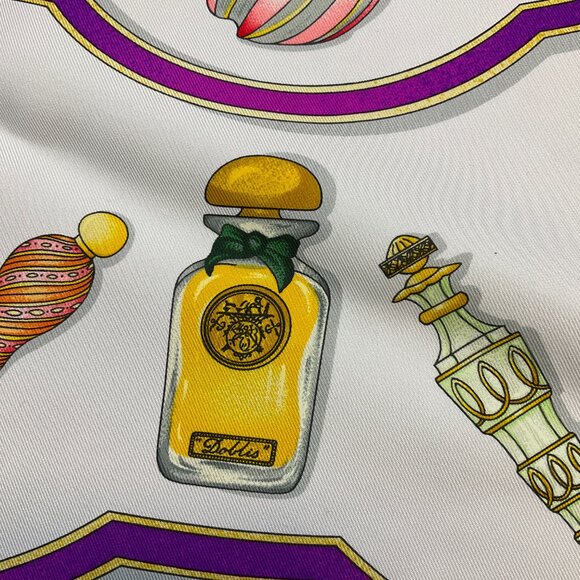 Hermes Green Multi Qu'Importe Le Flacon Print Square Silk Twill Scarf - Picture 10 of 11